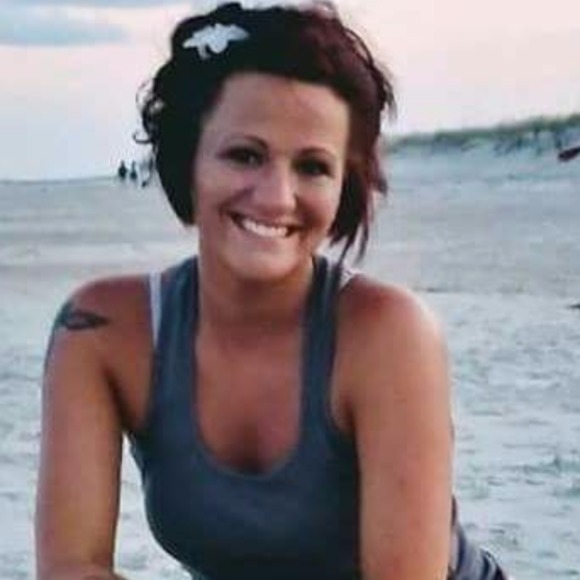 Meet your Posher, Anna - Picture 1 of 1